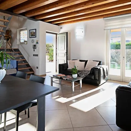 - Regarda Travel Villa