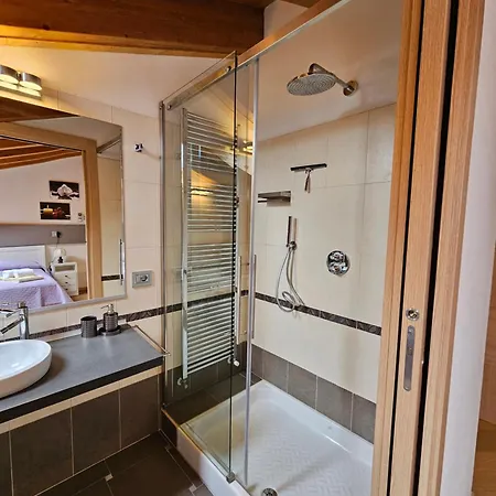 Villa - Regarda Travel
